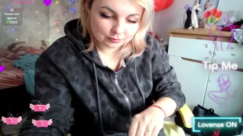 Snapshot of mari_77777 chatting on 03/07/25, 09:51 Mari online show from 03/07/25, 09:51