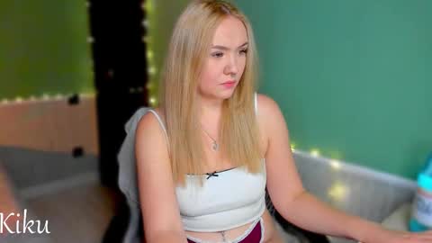 Snapshot of mari_kiku chatting on 11/27/25, 09:50 Kiku and Marii - online show from 11/27/25, 09:50