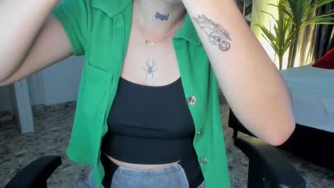 mari_salgado online show from 09/30/25, 11:59