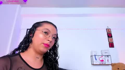 Snapshot of mari_sweett chatting on 02/24/25, 09:31 Mari Sweett online show from 02/24/25, 09:31