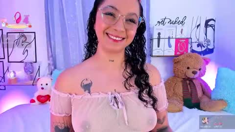 Mari Sweett  online show from 11/15/25, 08:05