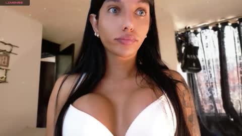 Snapshot of maria_cardenas chatting on 10/14/25, 05:14 maria online show from 10/14/25, 05:14