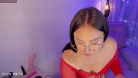 Snapshot of maria_dreamms chatting on 09/30/25, 04:28 maria_dreamms online show from 09/30/25, 04:28