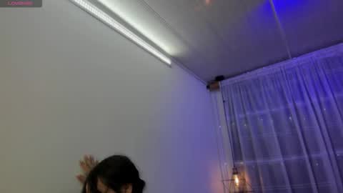 Snapshot of maria_dreamms chatting on 10/01/25, 04:29 maria_dreamms online show from 10/01/25, 04:29