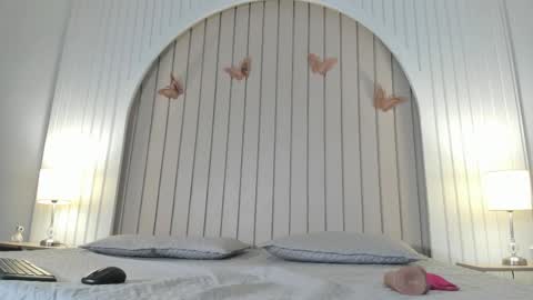 Maria  online show from 10/22/25, 11:10