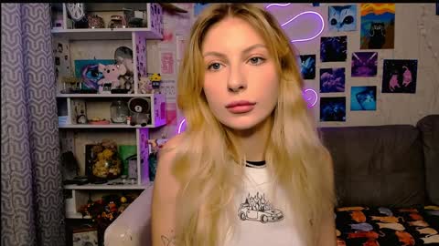 Snapshot of maria_hunt chatting on 12/05/24, 03:26 Maria online show from 12/05/24, 03:26