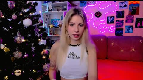 Snapshot of maria_hunt chatting on 12/30/24, 03:58 Maria online show from 12/30/24, 03:58