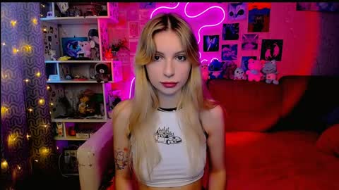 Snapshot of maria_hunt chatting on 01/22/25, 04:34 Maria online show from 01/22/25, 04:34