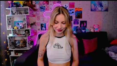 Snapshot of maria_hunt chatting on 02/06/25, 03:48 Maria online show from 02/06/25, 03:48