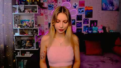 Snapshot of maria_hunt chatting on 03/05/25, 04:13 Maria online show from 03/05/25, 04:13