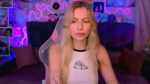 Maria online show from 10/17/25, 03:42