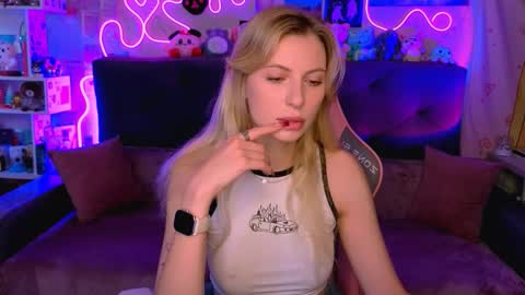 Maria online show from 10/23/25, 04:45