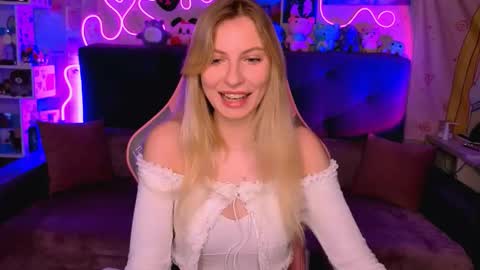 Maria online show from 11/12/25, 02:45