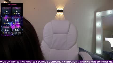 Snapshot of maria_mendoza chatting on 01/12/25, 02:56 Maria online show from 01/12/25, 02:56