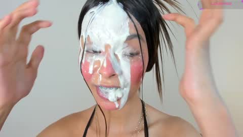 Snapshot of maria_sofii chatting on 01/27/25, 11:32 S O F I A model independent online show from 01/27/25, 11:32