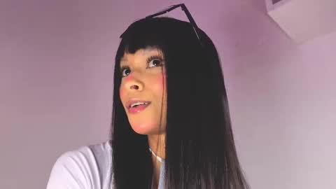 Snapshot of maria_sofii chatting on 10/10/25, 12:09 S O F I A model independent online show from 10/10/25, 12:09