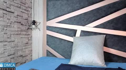 maria_twenty online show from 10/28/25, 11:03