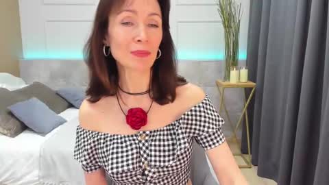 Snapshot of mariagold chatting on 02/12/25, 01:48 Mari online show from 02/12/25, 01:48