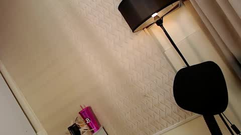 Snapshot of mariah_clara chatting on 03/09/25, 10:08 mariah_clara online show from 03/09/25, 10:08