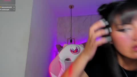 Snapshot of mariam__cute chatting on 01/12/25, 07:53 online show from 01/12/25, 07:53