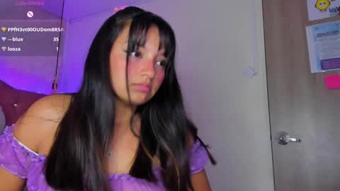 Snapshot of mariam__cute chatting on 01/31/25, 09:48 online show from 01/31/25, 09:48