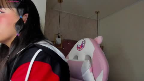 Snapshot of mariam__cute chatting on 02/15/25, 06:55 online show from 02/15/25, 06:55