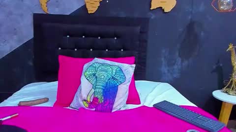  MARIAM online show from 10/23/25, 01:54