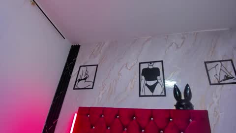 mariam_schubert online show from 11/27/25, 09:28