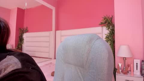 Mariam online show from 11/21/25, 03:16