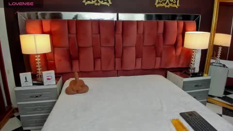 Snapshot of mariamrosse chatting on 03/04/25, 03:11 Mariam online show from 03/04/25, 03:11