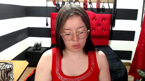 Snapshot of marian_ran_ chatting on 02/19/25, 02:33 Marian online show from 02/19/25, 02:33