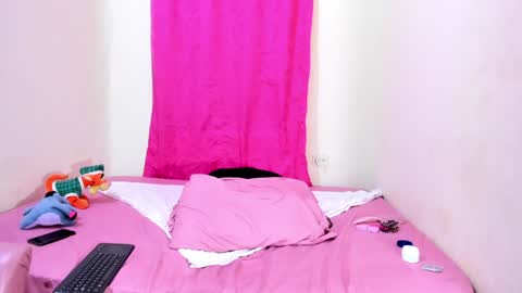 mariana_16_ online show from 01/22/25, 09:32