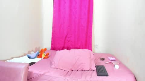 mariana_16_ online show from 01/23/25, 10:22