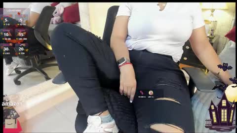 Mar y online show from 10/15/25, 02:39