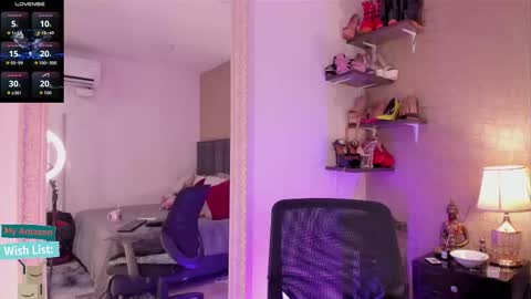 Mar y online show from 11/21/25, 03:22