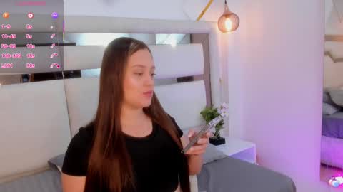 Snapshot of mariana_jhones_ chatting on 09/12/25, 11:54 Mariana online show from 09/12/25, 11:54