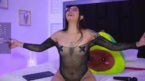 Mariana  online show from 09/15/25, 07:03