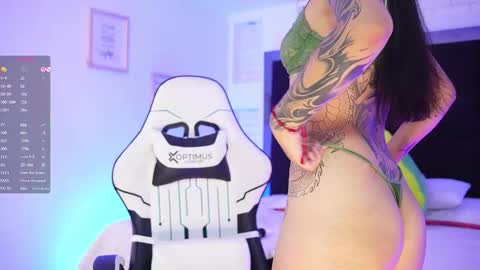 Mariana  online show from 11/10/25, 07:02