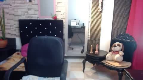 Snapshot of mariana_night chatting on 09/11/25, 09:26 mariana_night online show from 09/11/25, 09:26