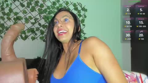 mariana vidal online show from 09/15/25, 10:21