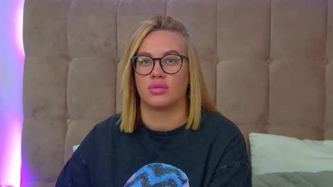 Maria online show from 11/19/25, 06:24