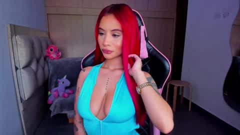 M A R I A N E online show from 11/21/25, 06:39