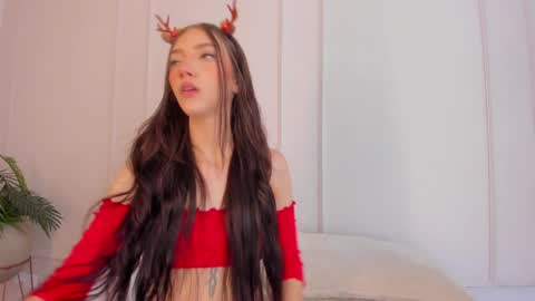 Maria Pettit online show from 12/24/24, 12:00