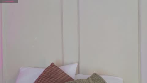 Maria Pettit online show from 09/14/25, 12:37