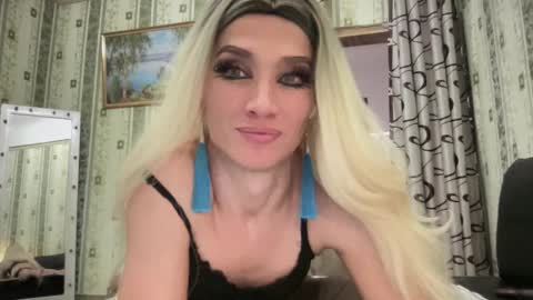 Snapshot of maridekoks chatting on 02/06/25, 03:31 Mari online show from 02/06/25, 03:31