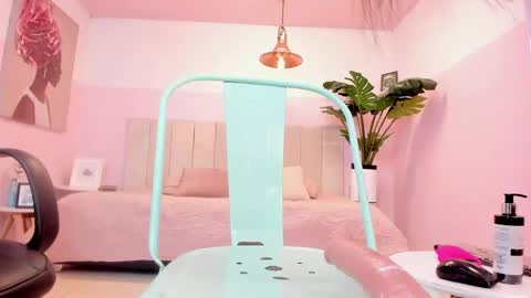 Snapshot of marie_harper chatting on 01/11/25, 07:17 Marie online show from 01/11/25, 07:17