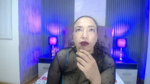 marie_hss online show from 01/11/25, 02:30