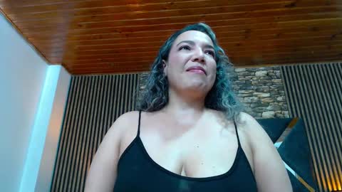 marie_hss online show from 10/02/25, 08:27