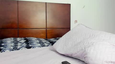 700 pm Washington time online show from 11/15/25, 12:52