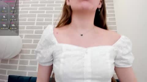 Mary 3 online show from 10/08/25, 02:09